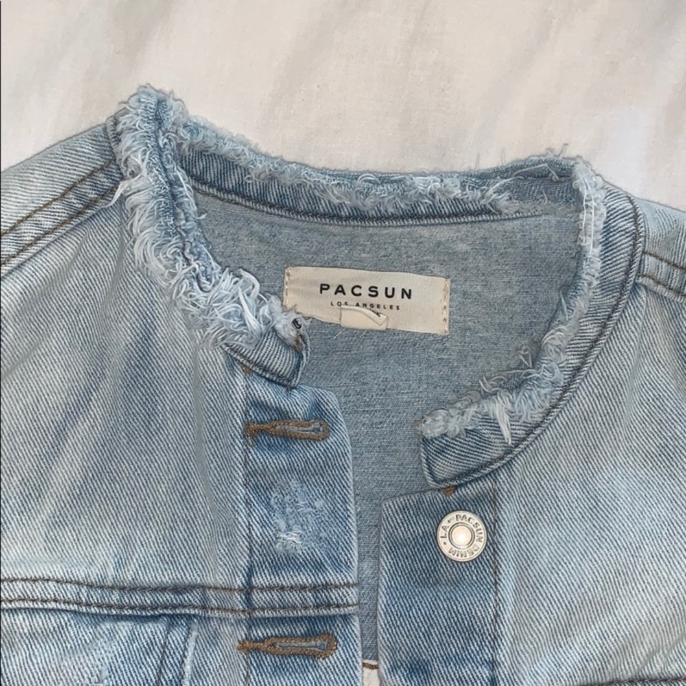 Jean jacket - Picture 5 of 5